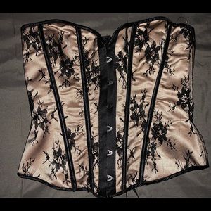 Gorgeous corset!!
